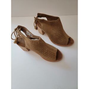 Tom's Women's Peep Toe Booties Size 9.5 Heeled Beige Suede Tie Ankle Cutout
